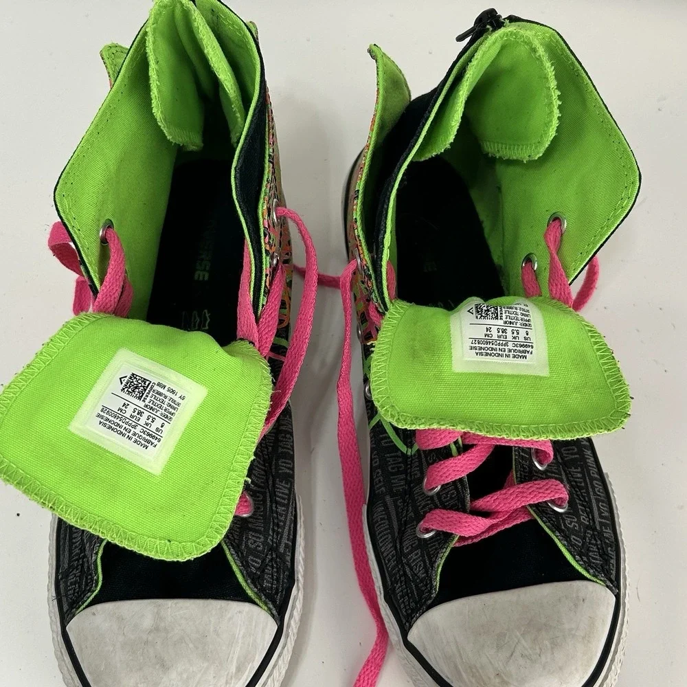Converse product pair